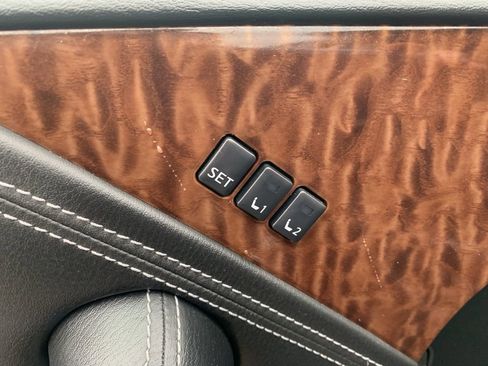Used 2019 Nissan Armada SL w/ Premium Package AWD/4WD image 15