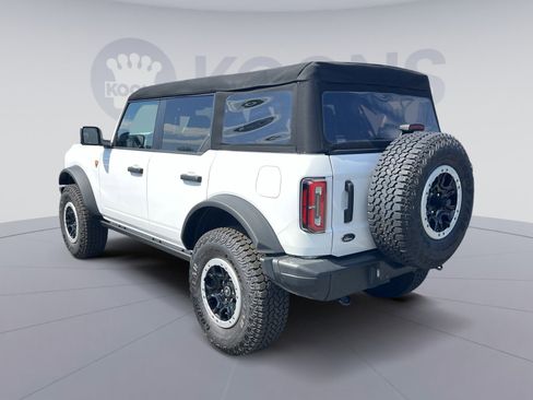 New 2025 Ford Bronco Badlands image 14