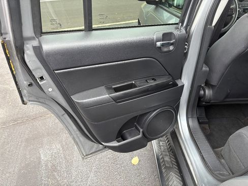 Used 2014 Jeep Compass Sport w/ Power Value Group image 19