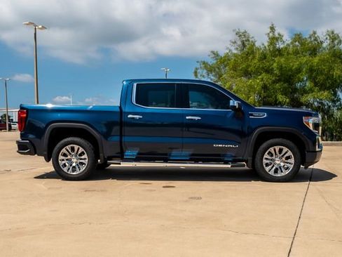 Used 2021 GMC Sierra 1500 Denali w/ Technology Package AWD/4WD image 3