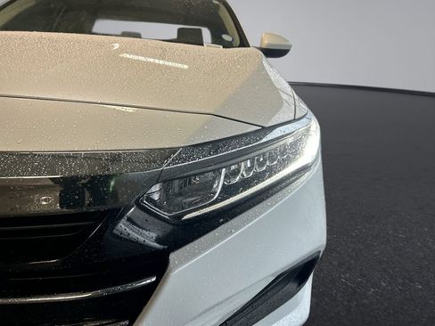 Used 2021 Honda Accord Hybrid image 30