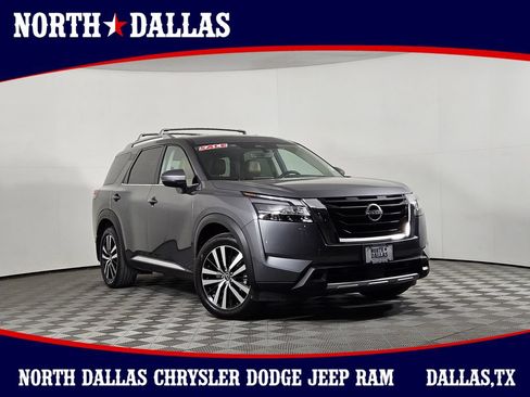 Used 2023 Nissan Pathfinder Platinum AWD/4WD image 1