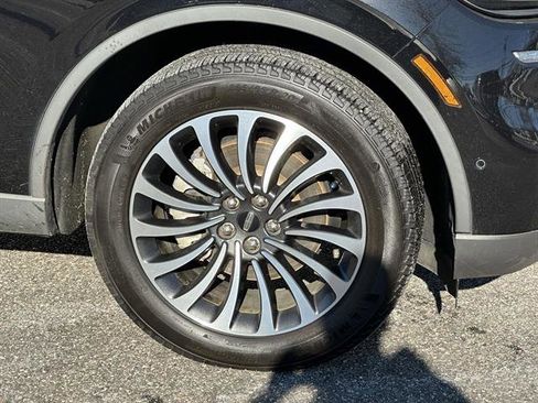 Used 2023 Lincoln Aviator Reserve w/ Elements Package Plus image 7