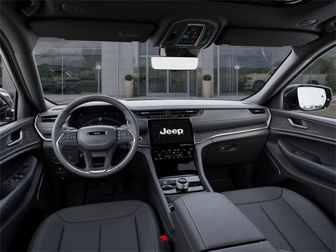 New 2025 Jeep Grand Cherokee L Limited w/ Luxury Tech Group II image 14