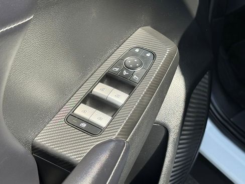 Used 2024 Mitsubishi Outlander FWD image 13