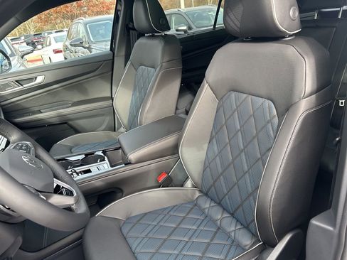 New 2026 Volkswagen Atlas Cross Sport SEL Premium R-Line AWD/4WD image 25