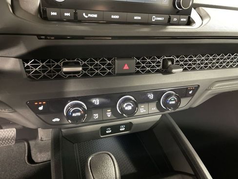 Used 2023 Honda Accord EX image 23