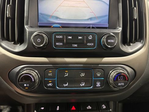 Used 2018 Chevrolet Colorado Z71 AWD/4WD image 34