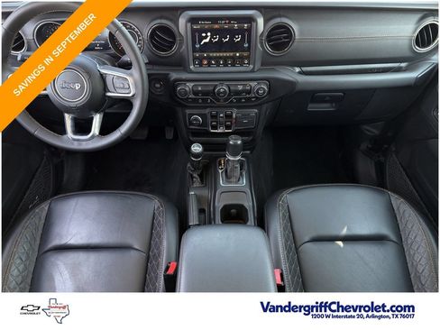 Used 2023 Jeep Gladiator Overland AWD/4WD image 10