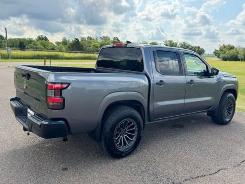 Used 2022 Nissan Frontier S w/ Technology Package AWD/4WD image 6