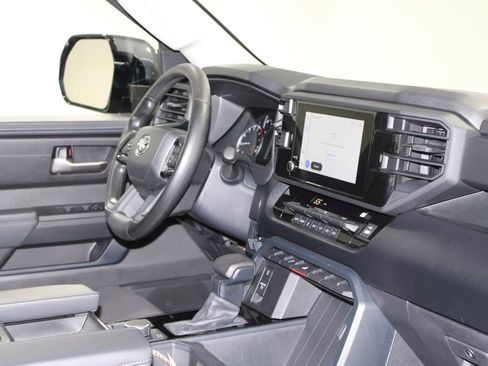 Used 2024 Toyota Tundra SR5 w/ SR5 Convenience Package AWD/4WD image 28