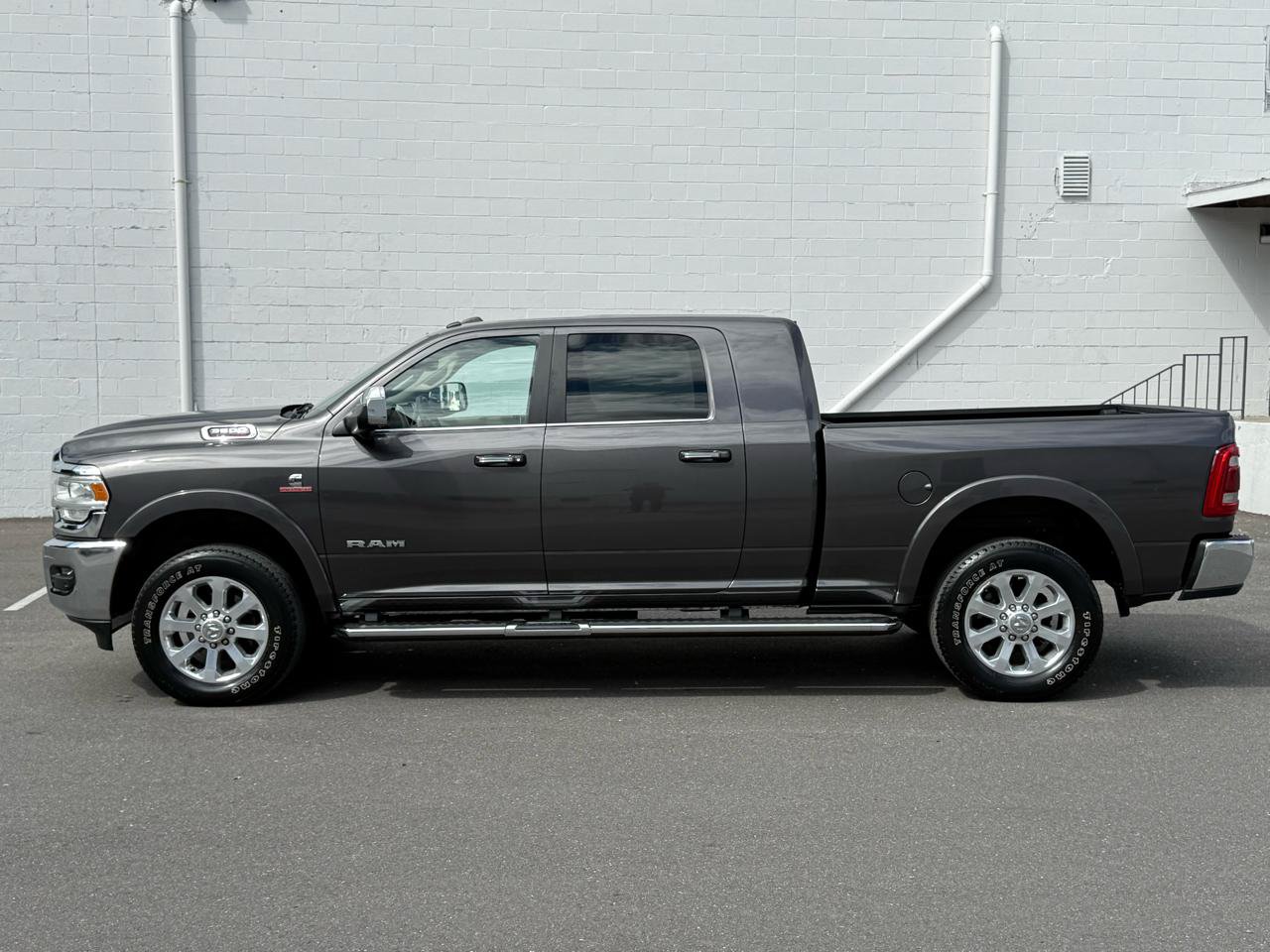 Used 2020 RAM 3500 Laramie AWD/4WD image 7