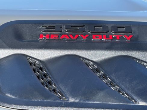 New 2026 RAM 3500 Laramie AWD/4WD image 25