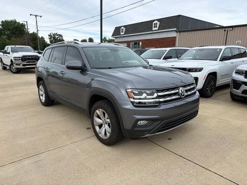 Used 2018 Volkswagen Atlas SE AWD/4WD image 2