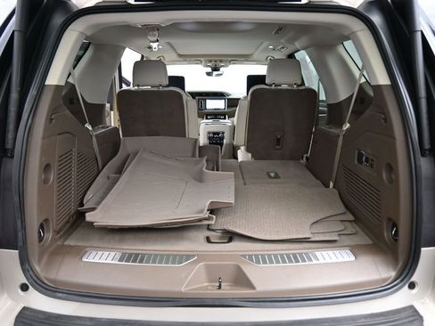 Used 2021 GMC Yukon Denali w/ Denali Premium Package RWD image 21