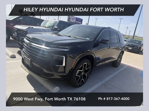 Used 2026 Chevrolet Traverse High Country FWD image 1