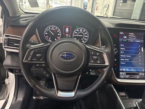 Used 2022 Subaru Outback Touring XT AWD/4WD image 17