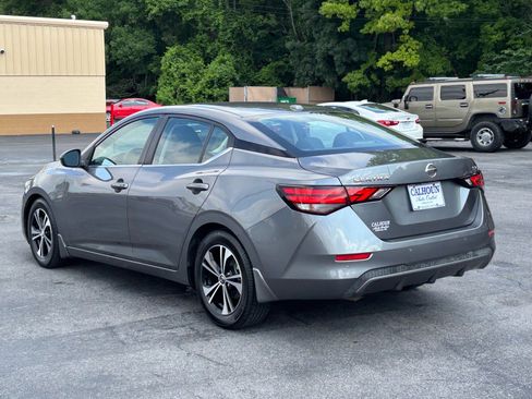 Used 2020 Nissan Sentra SV w/ Electronics Package FWD image 4