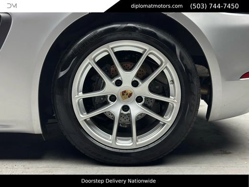 Used 2024 Porsche 718 Cayman w/ Premium Package image 36