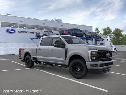 New 2026 Ford F250 Lariat w/ Black Appearance Package