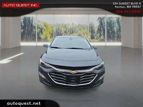 Used 2021 Chevrolet Malibu LT FWD image 2