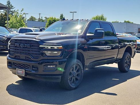 New 2026 RAM 2500 Laramie w/ Night Edition AWD/4WD image 3
