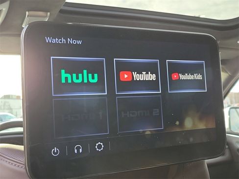 Used 2024 Cadillac Escalade Sport Platinum w/ LPO, ONYX Package image 18