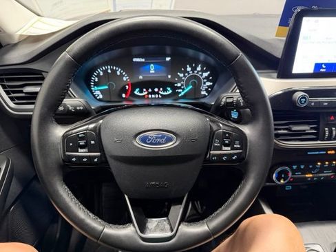 Used 2022 Ford Escape SE w/ Convenience Package FWD image 33