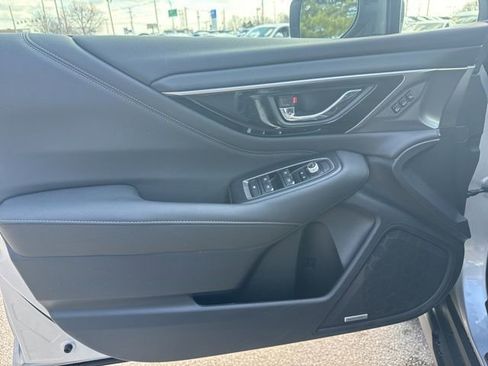 Used 2024 Subaru Outback Limited image 11