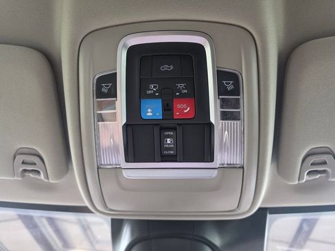 New 2026 RAM 2500 Limited AWD/4WD image 38