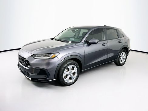 Used 2023 Honda HR-V LX image 3