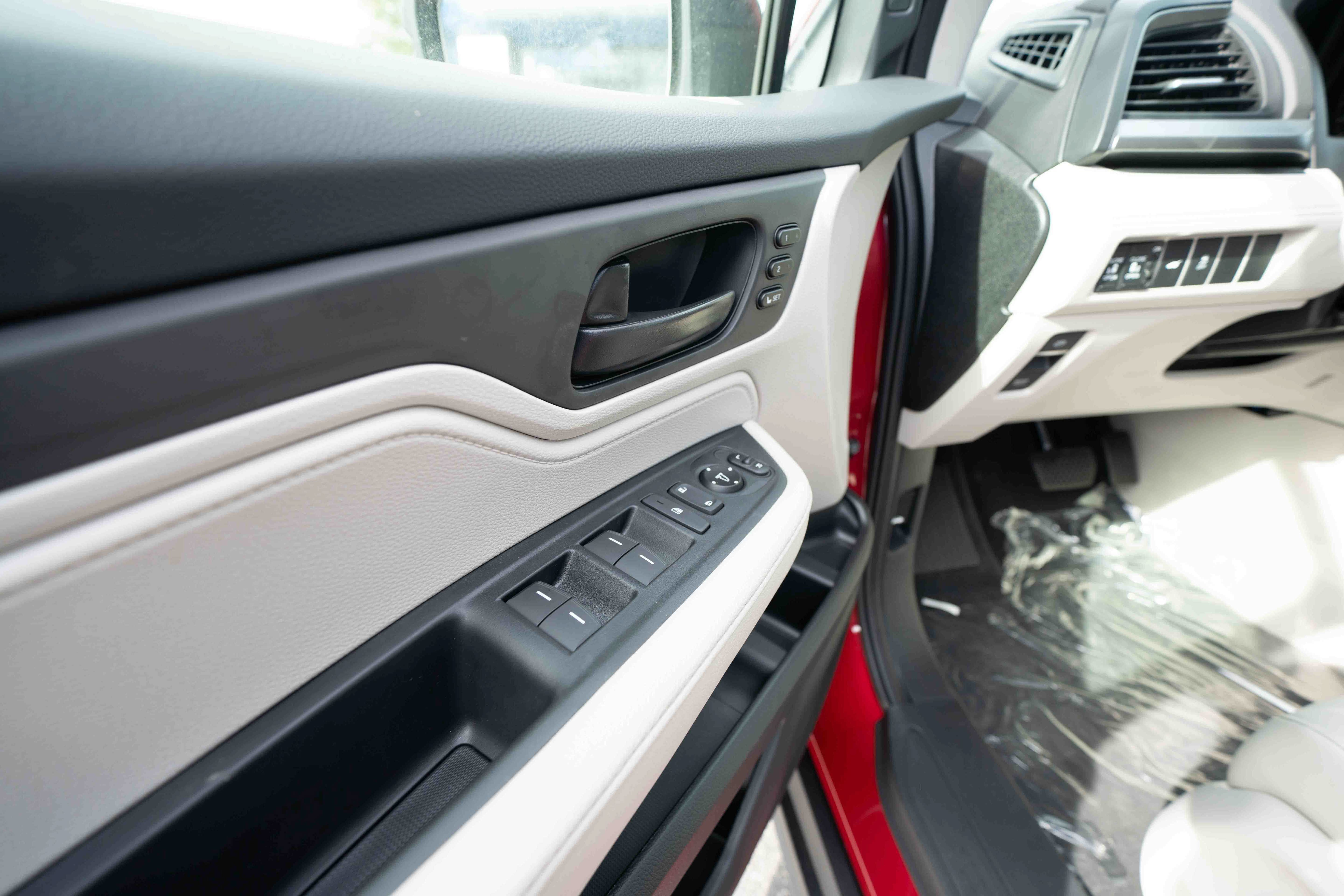 New 2027 Honda Odyssey EX-L image 7