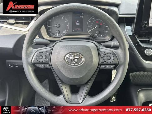 Used 2024 Toyota Corolla LE FWD image 18