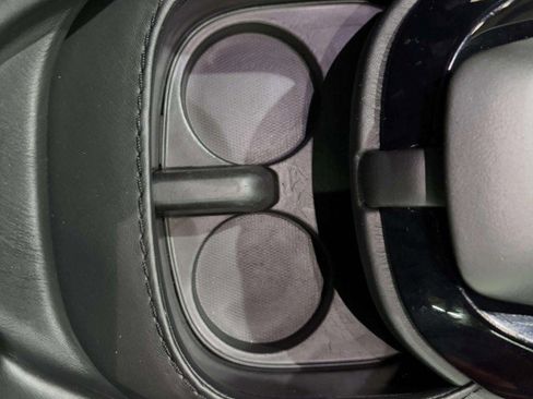 Used 2019 Aston Martin V8 Vantage Coupe image 41