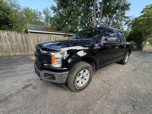 Used 2018 Ford F150 XLT AWD/4WD image 8
