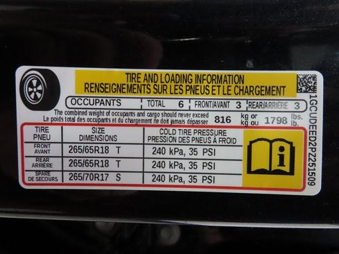 Used 2023 Chevrolet Silverado 1500 RST image 60