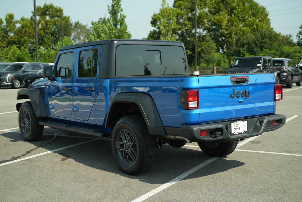 New 2026 Jeep Gladiator Sport AWD/4WD image 5