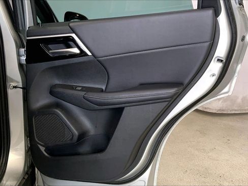 Used 2023 Mitsubishi Outlander SE image 23