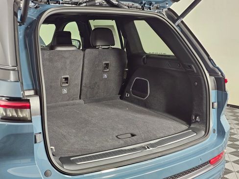New 2026 Jeep Grand Cherokee Summit AWD/4WD image 15