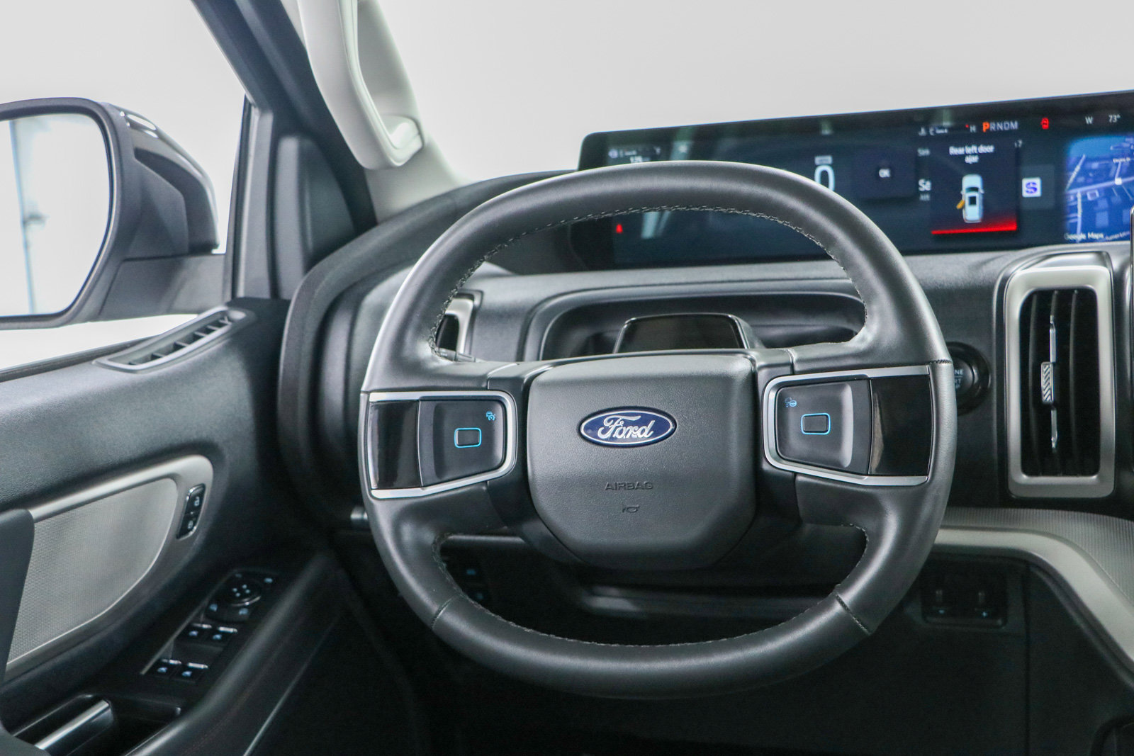 Used 2025 Ford Expedition Active AWD/4WD image 13