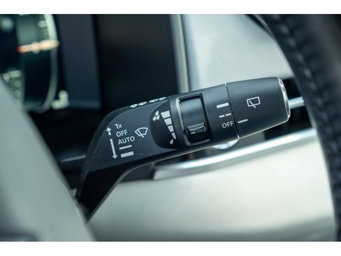 Used 2024 Mitsubishi Outlander SEL AWD/4WD image 22