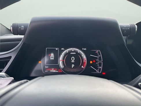 Used 2024 Lexus ES 350 w/ Premium Package image 34