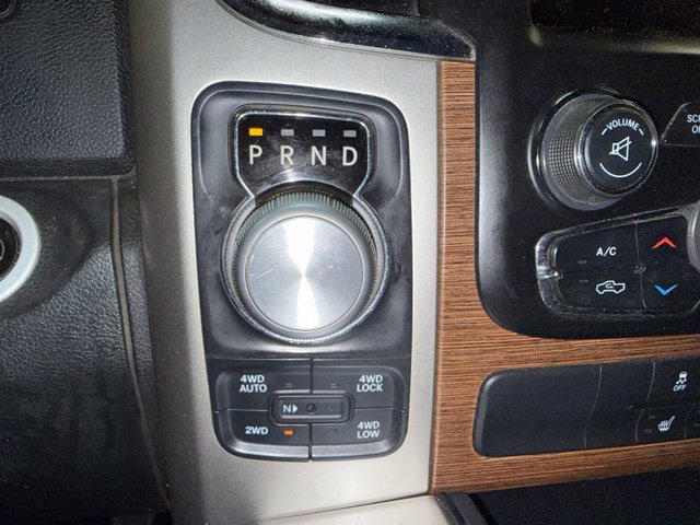 Used 2015 RAM 1500 Laramie w/ Convenience Group AWD/4WD image 31