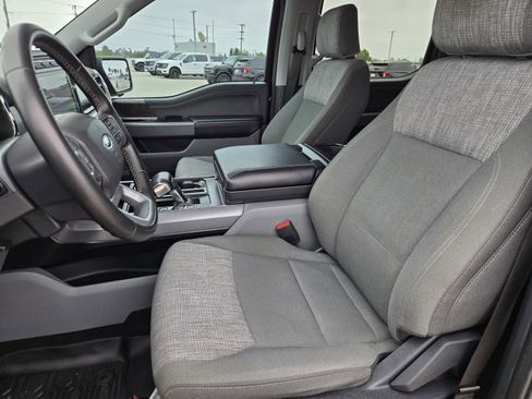 Used 2023 Ford F150 Lightning XLT AWD/4WD image 24