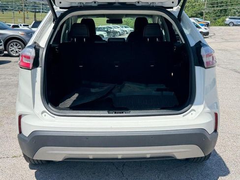 Used 2023 Ford Edge SEL w/ Convenience Package AWD/4WD image 5