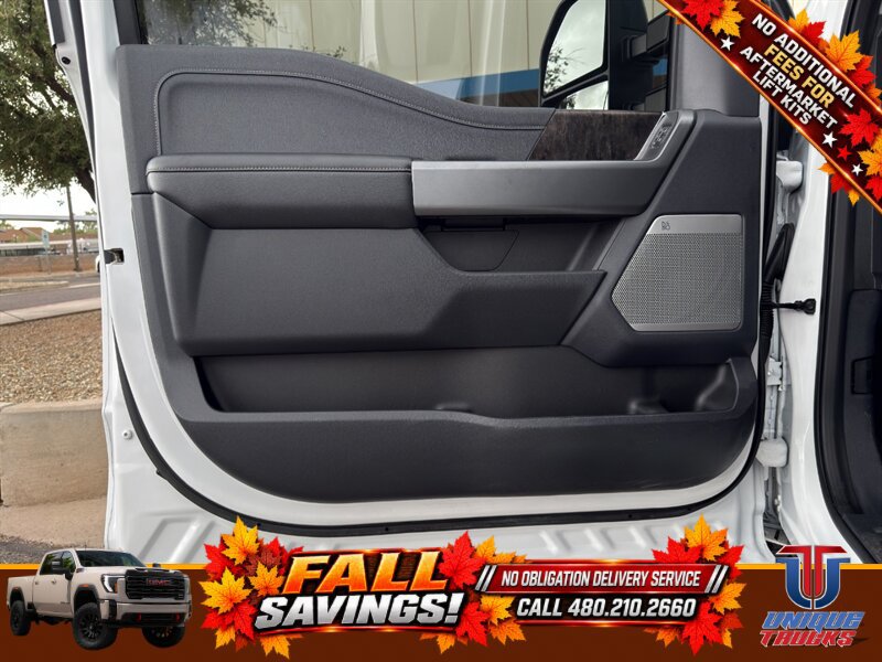 Used 2025 Ford F350 Lariat w/ FX4 Off-Road Package AWD/4WD image 16