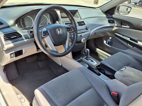Used 2011 Honda Accord LX-P image 12