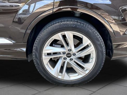 Used 2023 Audi Q7 2.0T Premium Plus w/ Premium Plus Package AWD/4WD image 11