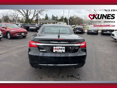 Used 2012 Chrysler 200 Limited FWD image 7