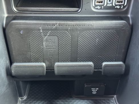 Used 2024 RAM 3500 Laramie w/ Night Edition AWD/4WD image 36